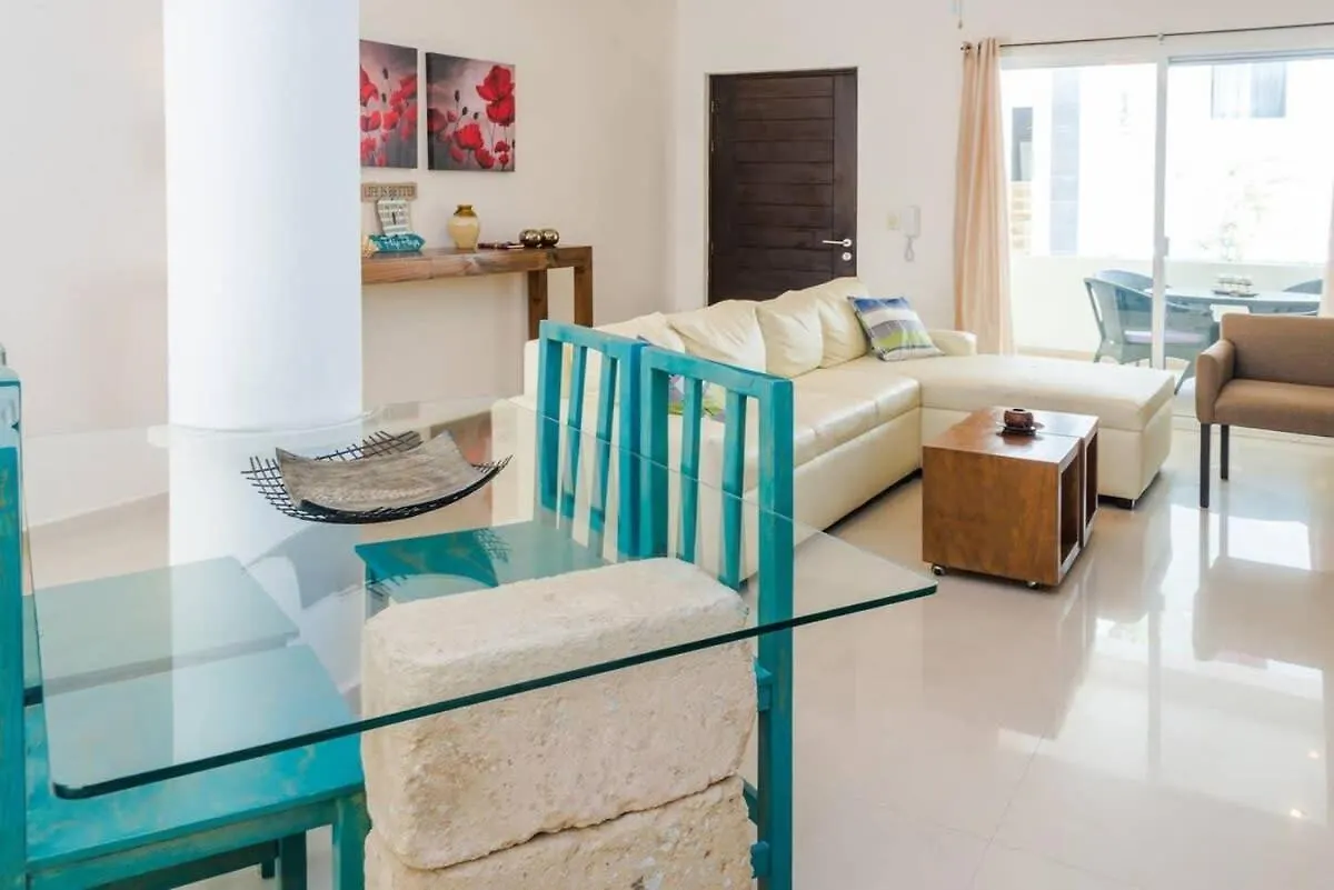 Modern Condo, Just Steps To Mamitas Beach & 5Th Playa del Carmen Apartment