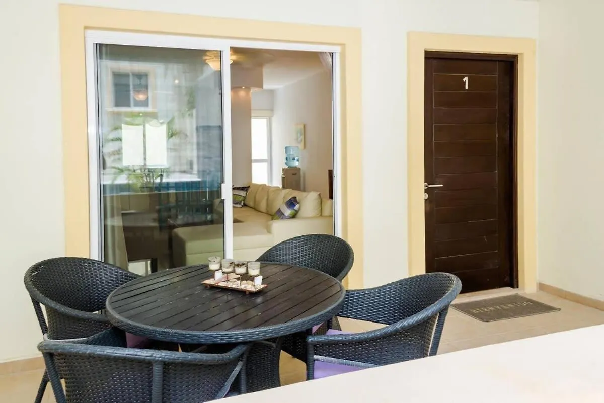 Apartment Modern Condo, Just Steps To Mamitas Beach & 5Th Playa del Carmen Mexico
