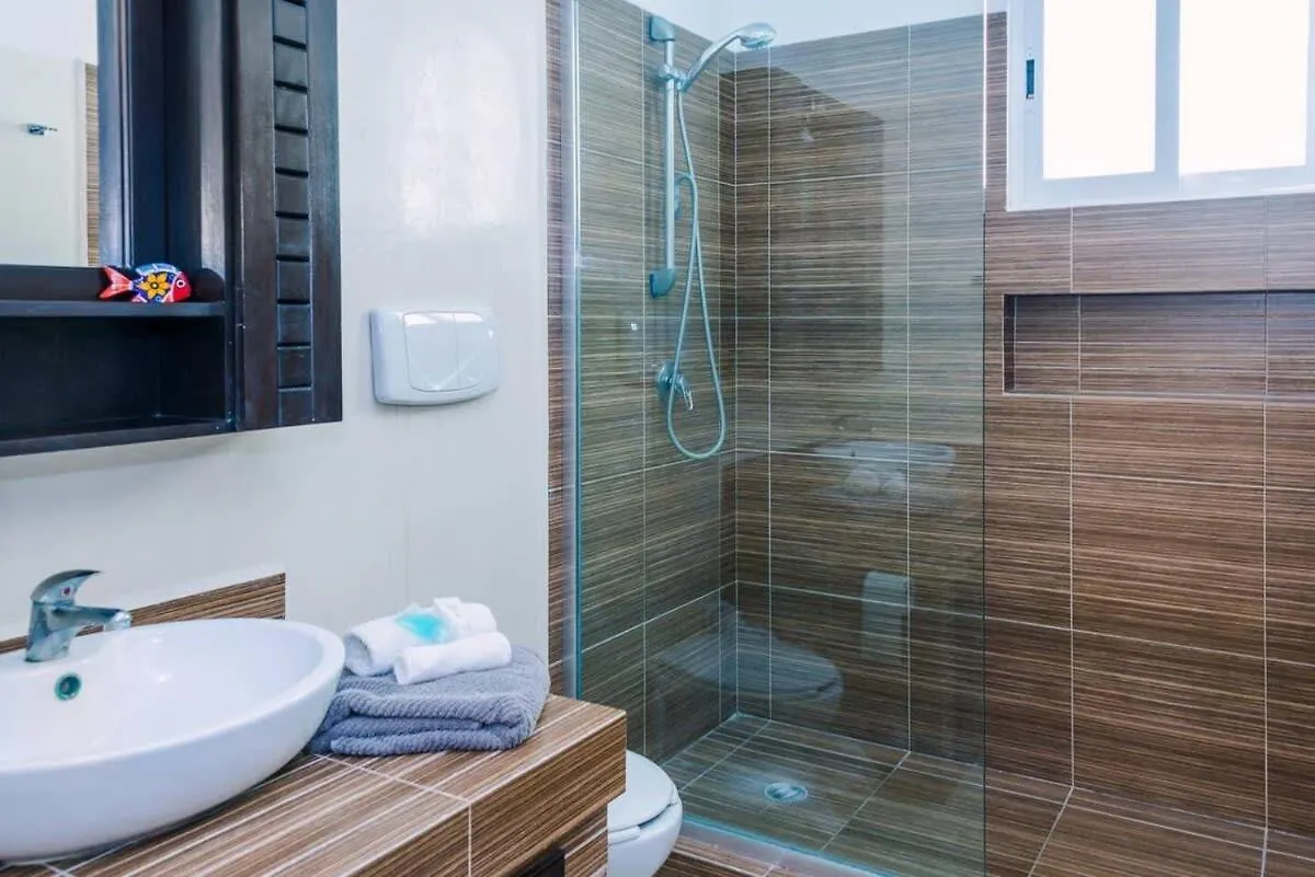 Modern Condo, Just Steps To Mamitas Beach & 5Th Playa del Carmen Mexico