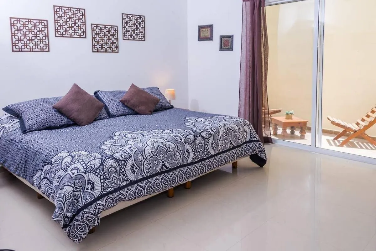 Apartment Modern Condo, Just Steps To Mamitas Beach & 5Th Playa del Carmen